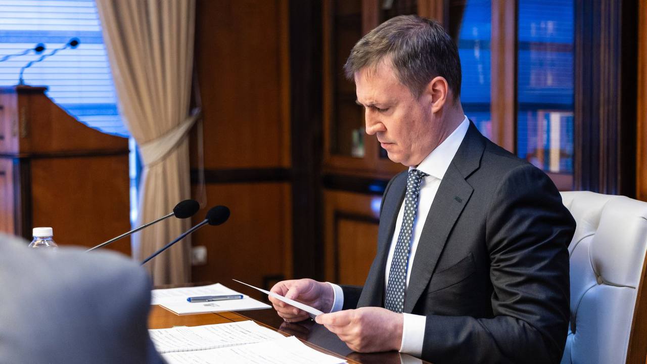 Руководителям крупнейших бизнес-объединений в сфере АПК поручено взять на особый контроль достижение плановых показателей экспорта